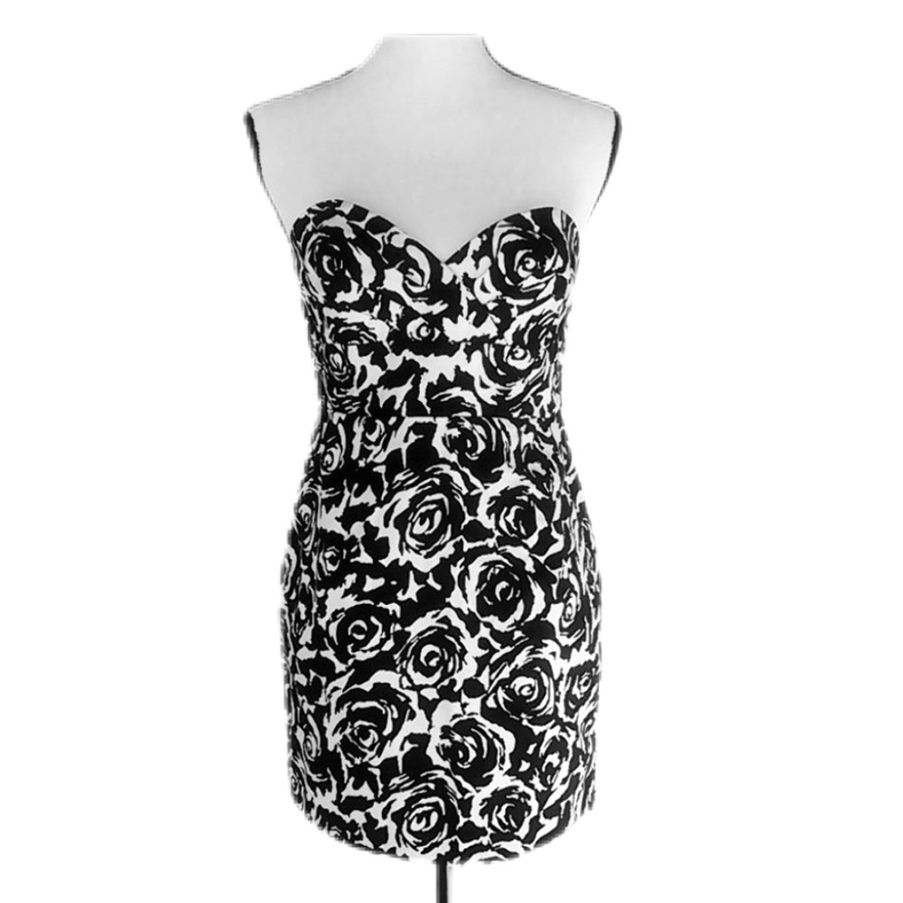 Gorgeous Strapless Rose Dress